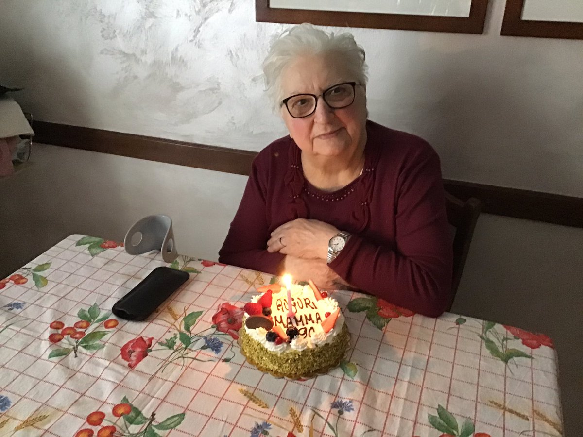 MassimoProposte's tweet photo. Cara Mamma Auguri per questo giorno speciale, i tuoi primi novant’anni tanta tanta roba!!!!!!!!!!!!!! Buon Compleanno!!!!!!!!!!! Ti vogliamo un mare di bene!!!! W Noi!!!!!!! https://t.co/VFdW3aGCHq