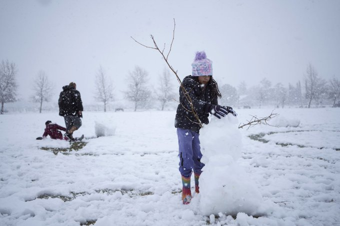 A rare blizzard warning has been issued for parts of Southern California for the first time in decades. Mountains in Los Angeles and Ventura counties will experience wind gusts of 75 mph and 2-5 feet of snow, making it the worst snowstorm since the 1980s.
