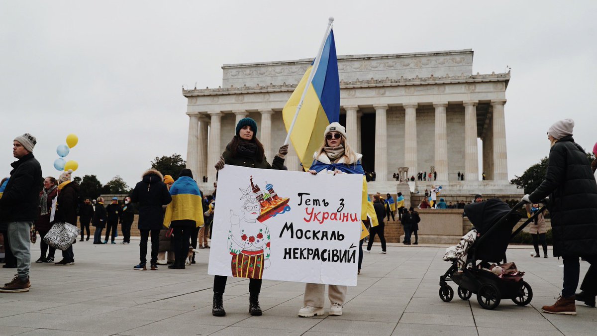 ms_buchak's tweet photo. All day everyday ๐บ๐ฆ #StandWithUkraine #1YearMark https://t.co/16Xoh46eed