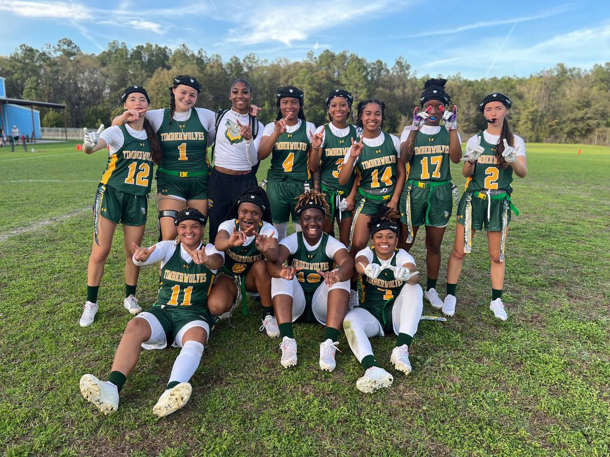 Made history 📜 at Florida Gateway College 🐺 as we played the first ever flag football game in college history with the final score being 5️⃣6️⃣-0️⃣ #gowolves #history #jucoproduct