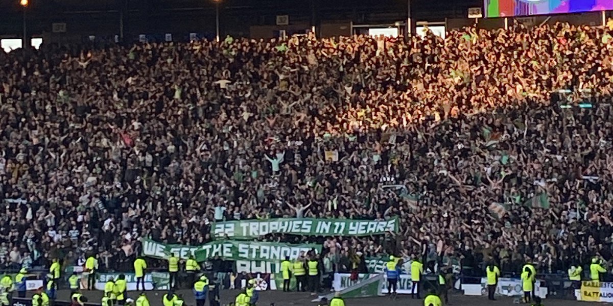seanmartinTCW's tweet image. Banner unveiled in the Celtic end at full-time…

“22 trophies in 11 years. We set the standard.”
