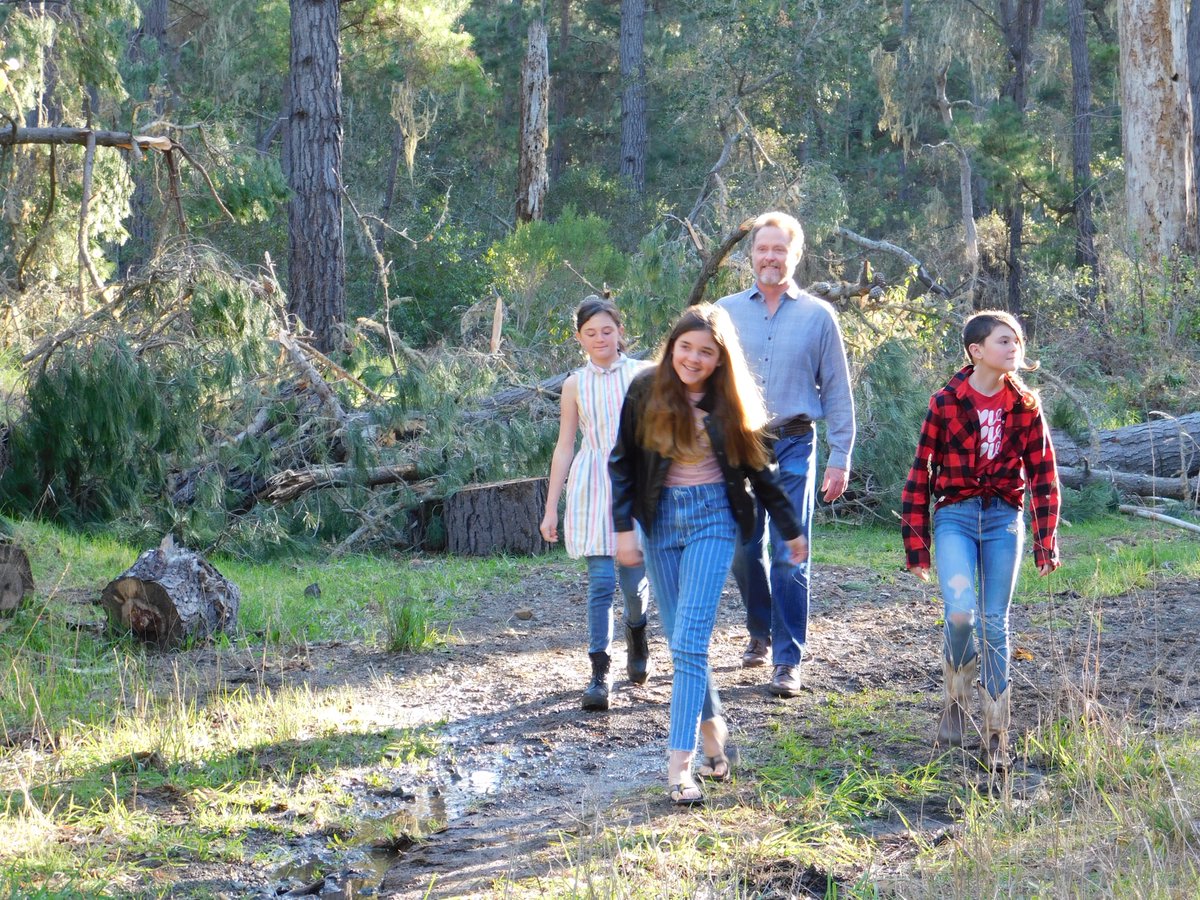 If me posting a few recent pics here is going to do nothing to change the images that appear on a google search, will someone please tell me? Cuz I'd rather go for a walk in the woods.