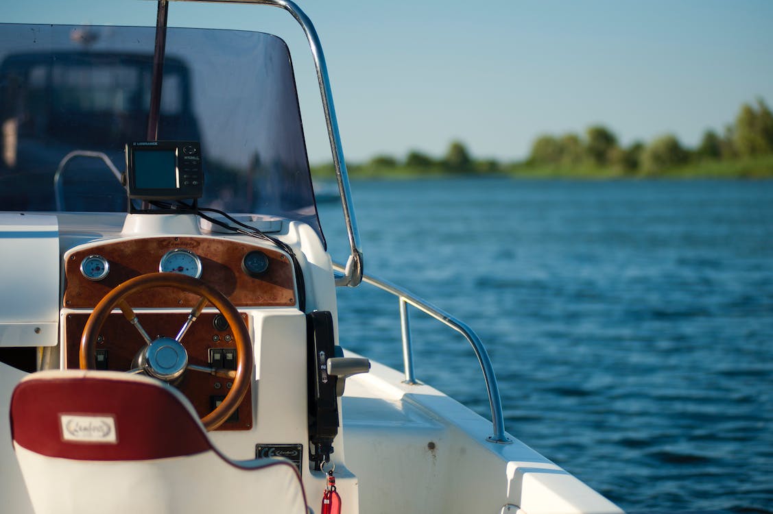 DockageLink's tweet image. There's nothing like taking a boat out on the open water.

So if you're thinking of buying a boat, now is the time. You won't regret it!

#Boat #BoatOwner