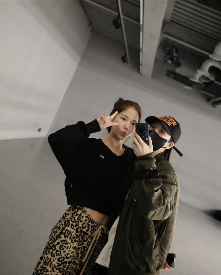 mamamoofiles's tweet photo. MOONSUN IS COMING https://t.co/RvR98AngNz