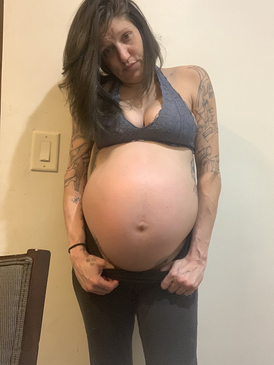 Phantomqueen87's tweet photo. Wishing you were man enough for me hahaha yea right #paypig #findomgodess $blahcas https://t.co/JN3T3rstIT