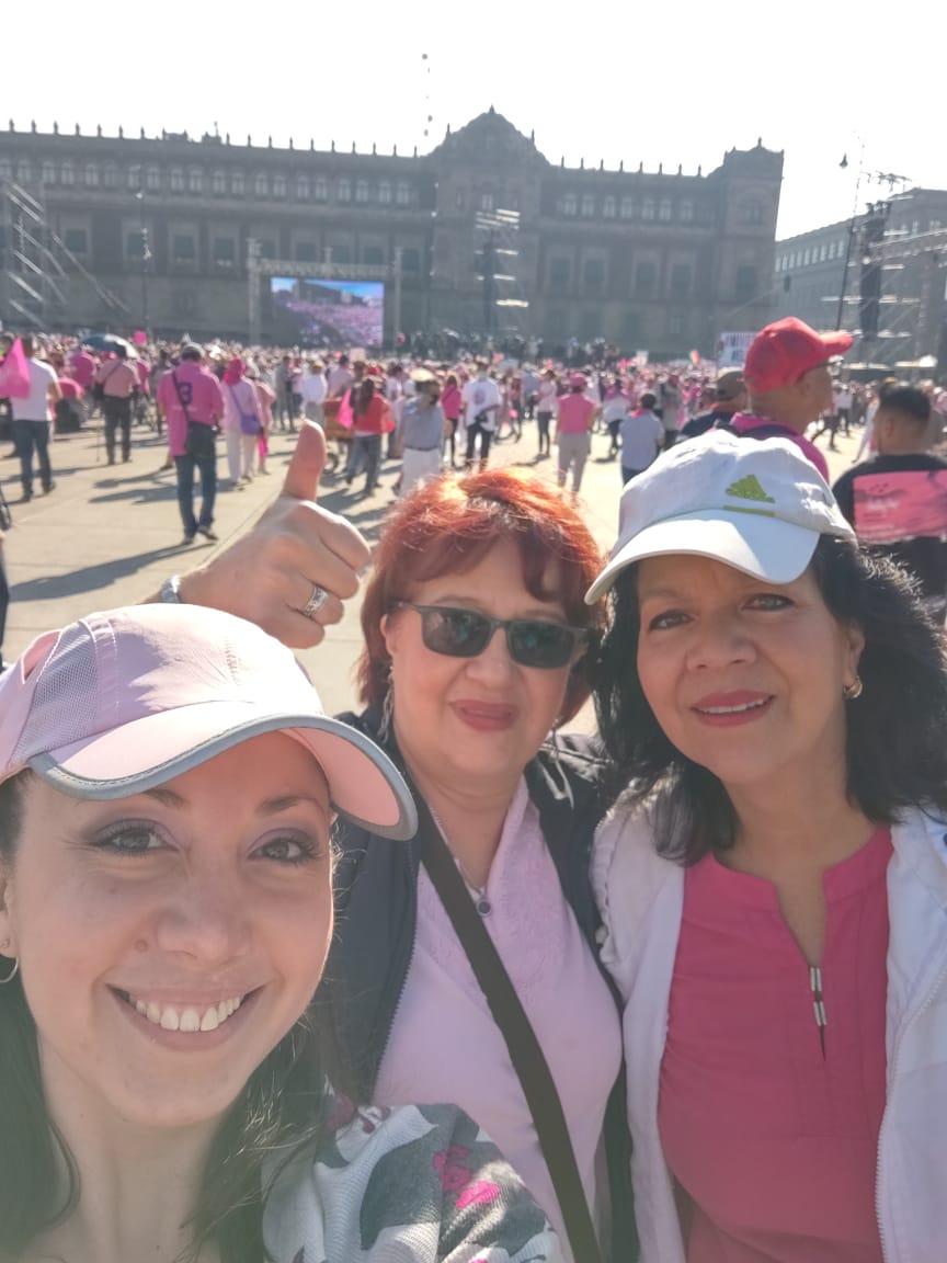 beatriz_alcala's tweet photo. #MiVotoNoSeToca #YoSiVoyAlZocalo https://t.co/XiJzJQ6sCv