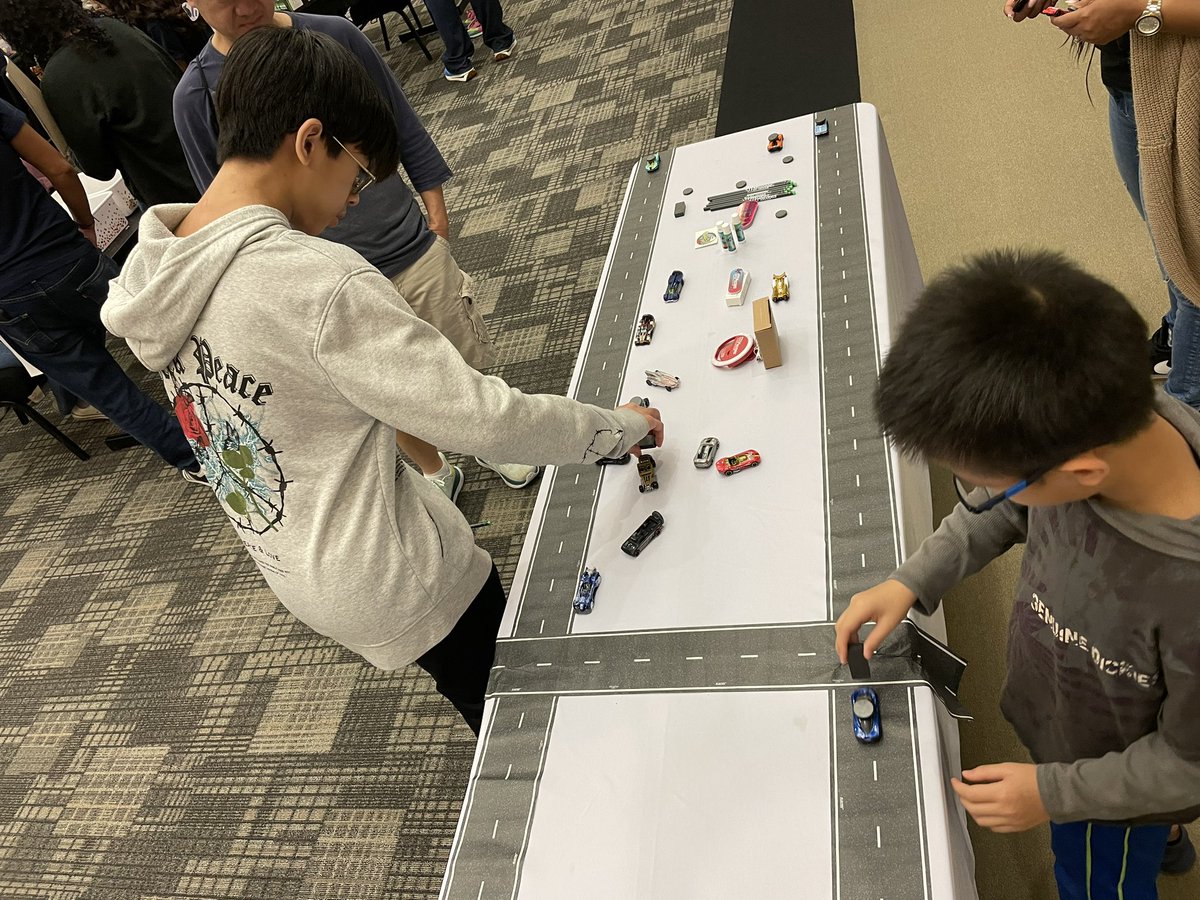 HTownKerriMason's tweet photo. Who will win? Racing cars without touching them using magnets. Great event Sat morning with @JasmineBlayloc1 supporting @KleinISD #girlsinSTEM @STEMscopes https://t.co/2Gf9yNW4tv