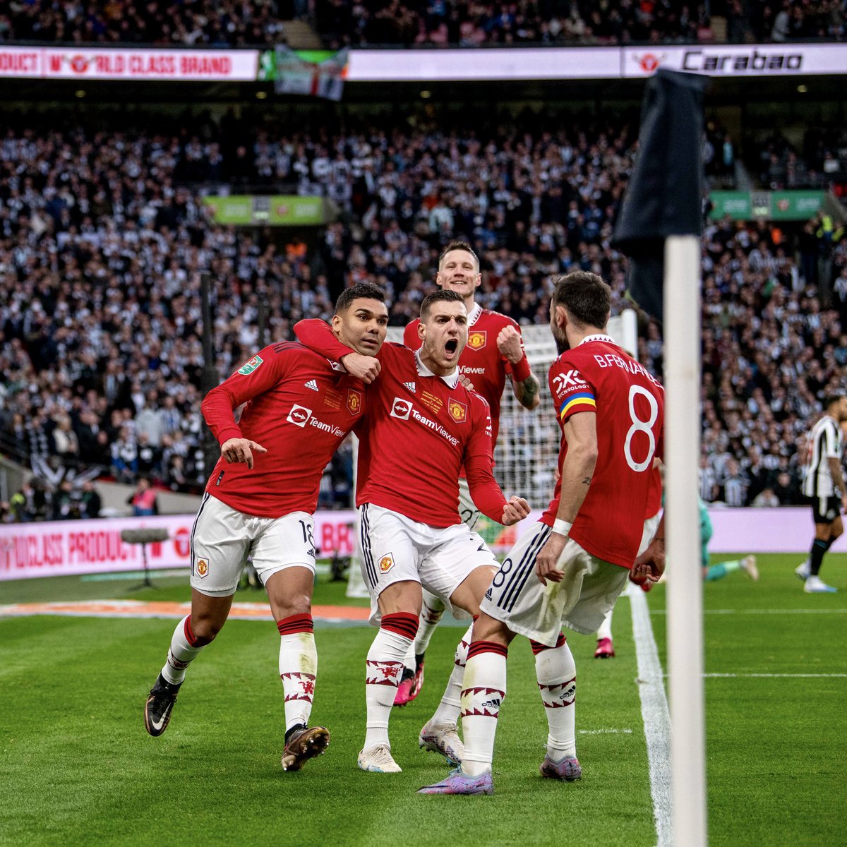 ManUtd's tweet photo. GO ON, CASE 🔥

#MUFC || #CarabaoCup https://t.co/iGKqWW9cef