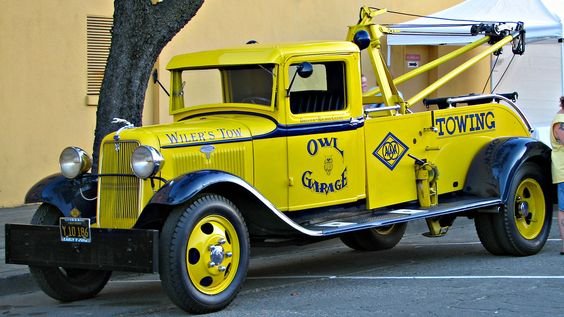 Kuwago68's tweet photo. Morning World, Let's Be Safe Out There.☕️
'34 Ford. BTW, Great Garage.🦉 https://t.co/6fw9Nqhvvx