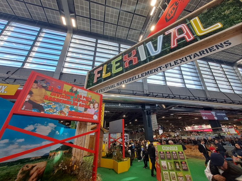 EleveursChevres's tweet image. Retrouvez tous les jours sur le stand Interbev des Flexicrush autour de la découpe de chevreau, et des explications sur la qualité de cette viande qui mérite d'être plus connue par les consommateurs !! #SIA2023
#interbev #caprins #chevreau #flexitarien #aimezlaviandemangezlamieux