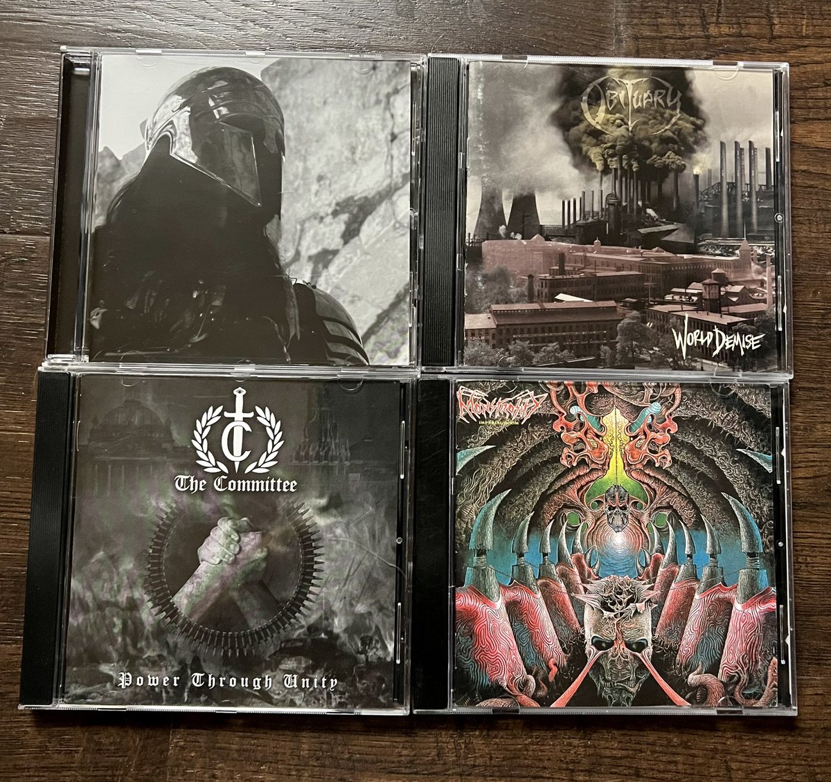 Been digging through my bins agian lately…
#SINdayPlaylist 
#Nocternity #Obituary 
#TheCommittee 
#Monstrosity
#DeathMetal #BlackMetal