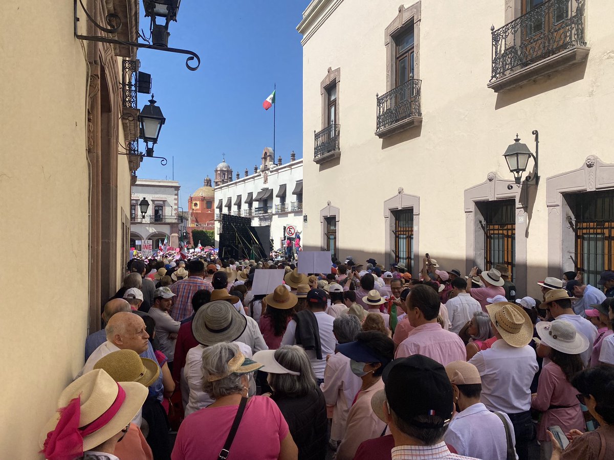 gusssabio's tweet photo. #MiVotoNoSeToca #YodefiendoaINE #YoDefiendo_a_MEXICO https://t.co/8YB7fM76am