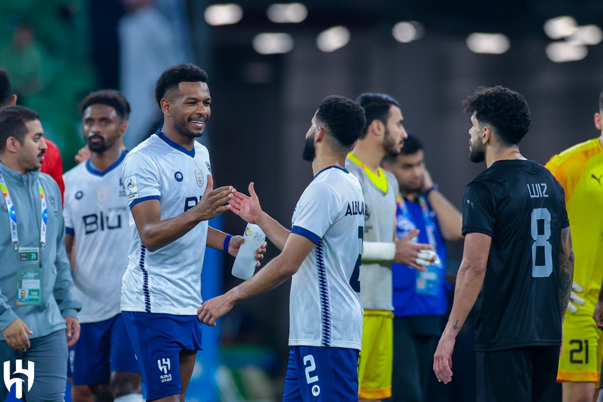 Alhilal_FC's tweet photo. 🔝#الهلال.. #وصيف_العالم.. زعـامة وفرح 😎💙 https://t.co/5seYLRXn59