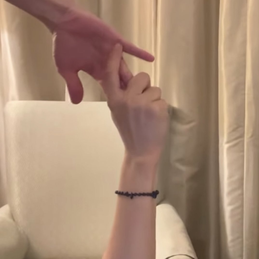 리노냥 🥢🍊 WSB 🩷💚 tweet media