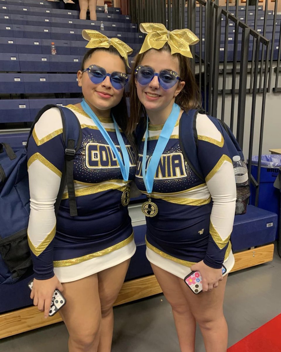TheU_FarmersFB's tweet photo. Another AWESOME experience with our Cheerleader!!!! Congratulations to Christina, her coaches and teammates!!!
🙌🏼💙💛💍 #STATECHAMPS #RINGem https://t.co/CrJXHc4xHi
