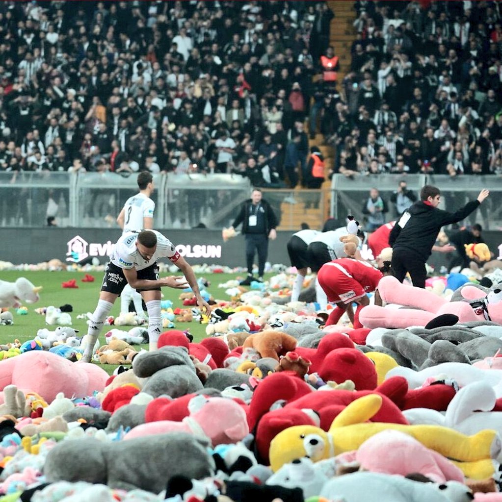 Çarşı yine röveşata yapmış👌