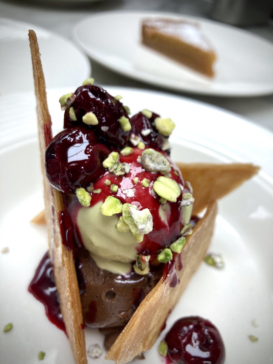 MattChristmas1's tweet image. Chocolate, morello cherry and pistachio crunchy thing