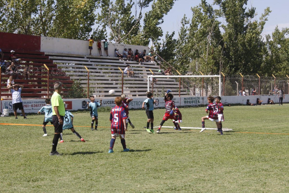 TorneosCup's tweet photo. 2º CUYO CUP INTERNACIONAL 2023 - FINAL EXITOSO
Finalizó una nueva edición de CUYO CUP que es forma parte del circuito TORNEOS CUP EXPERIENCE en Mendoza y con la participación de equipos locales, nacionales y de Chile. Ingresa y conocé a los mejores https://t.co/gxnF0u8ocu https://t.co/mbKV97Cu6b
