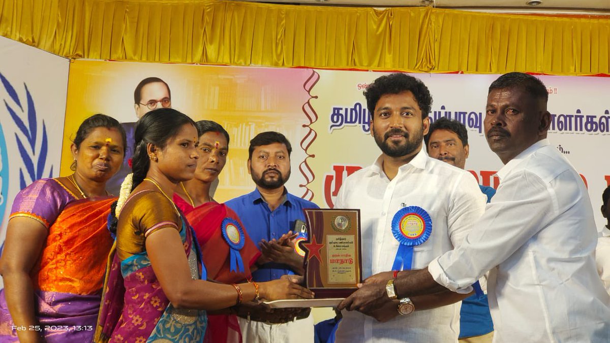 RVikraman's tweet photo. “இனி அடுத்த தலைமுறை துப்புரவு பணியில் இருக்கக்கூடாது. அரசின் உயர் பதவிகளில் இருக்க வேண்டும்.” விருதுநகரில் நடைபெற்ற தமிழ்நாடு துப்புரவு பணியாளர்கள் உரிமை சங்கம் முதல் மாநில மாநாட்டில் சிறப்புரையாற்றினேன். 

மலம் அள்ள தடை மற்றும் மறுவாழ்வு சட்டம், 2013 தமிழாக்கத்தை வெளியிட்டேன். https://t.co/2YSFsq6hKV
