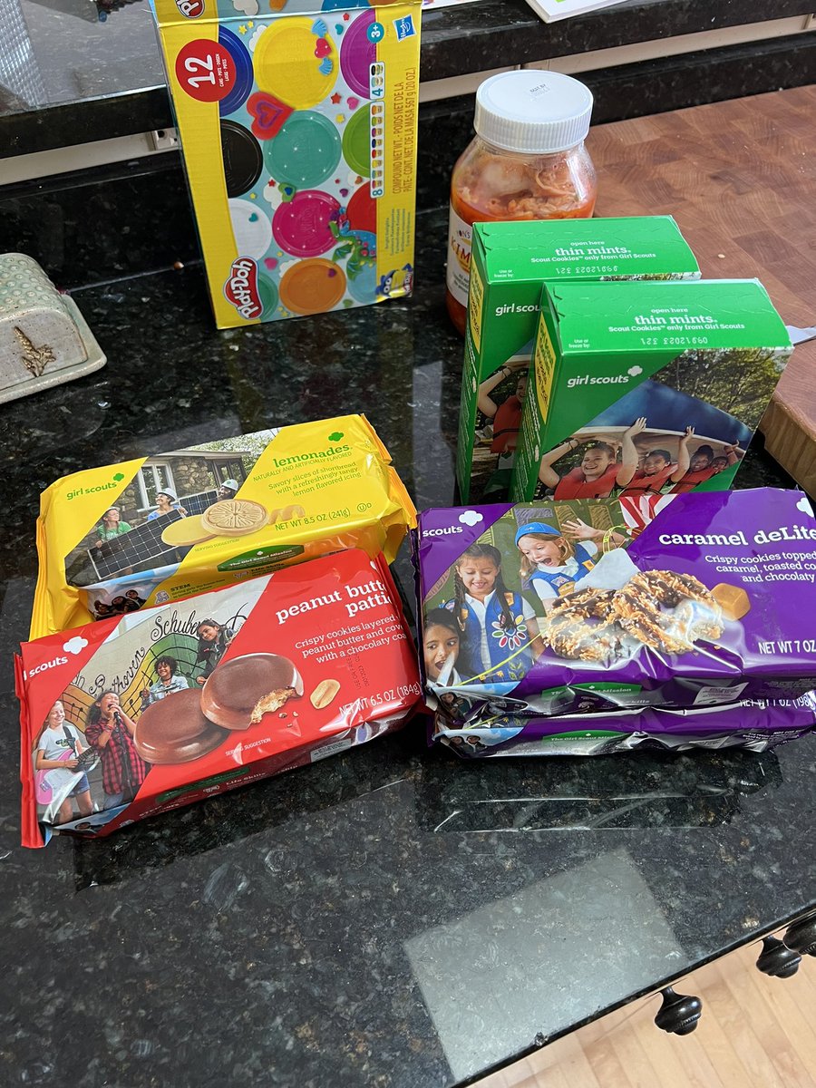 Decisions were made today when Gladys and I went shopping.

#girlscoutcookies #kimchi