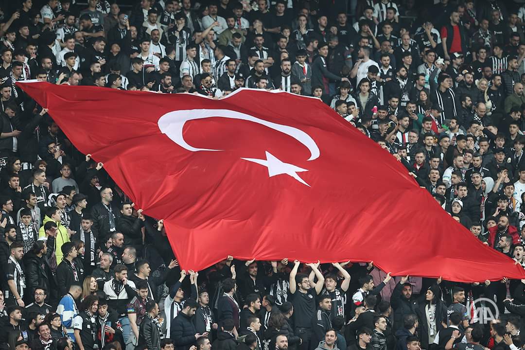 kahramankrmn58's tweet photo. Aman ha... tek vatanımız var. https://t.co/CHjsXgFTZz