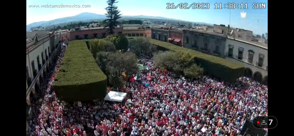 CarlosVinicioAR's tweet photo. Plaza de Armas, Querétaro. https://t.co/bzOfgRkIo9