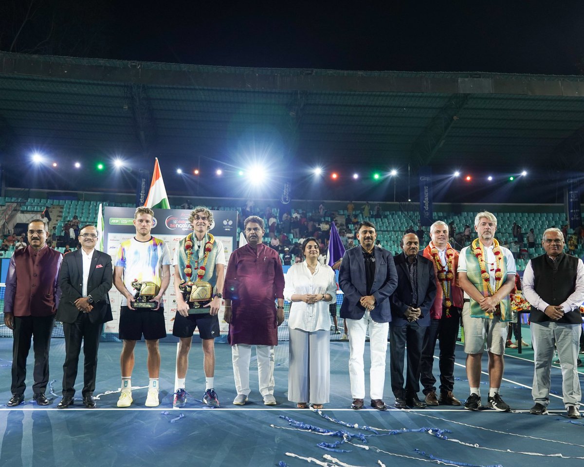 What a momentous occasion it was to witness @MaxPurcell98 winning the #DafaNewsBengaluruTennisOpen! 🎾🏆👏

At the presentation ceremony Max Purcell was handed over the winner's trophy and the prize money.