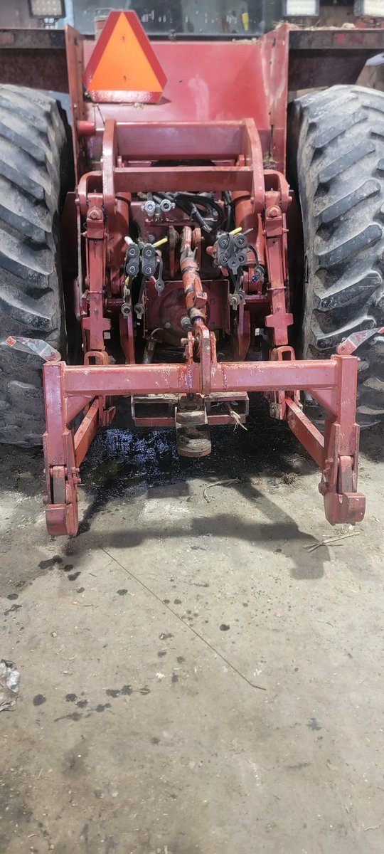 marioncofarmer's tweet photo. The things you do when the 3pt hasnt been used in 10 years #caseih9230 #steiger #shitwasstuck
Lots of #pbblaster heat new zerts and a drill bit plus the skidloader sledgehammer and drill the petrified grease out of things now i can hook my #4900kinze up. #paidforjunk https://t.co/xFVsb503dN