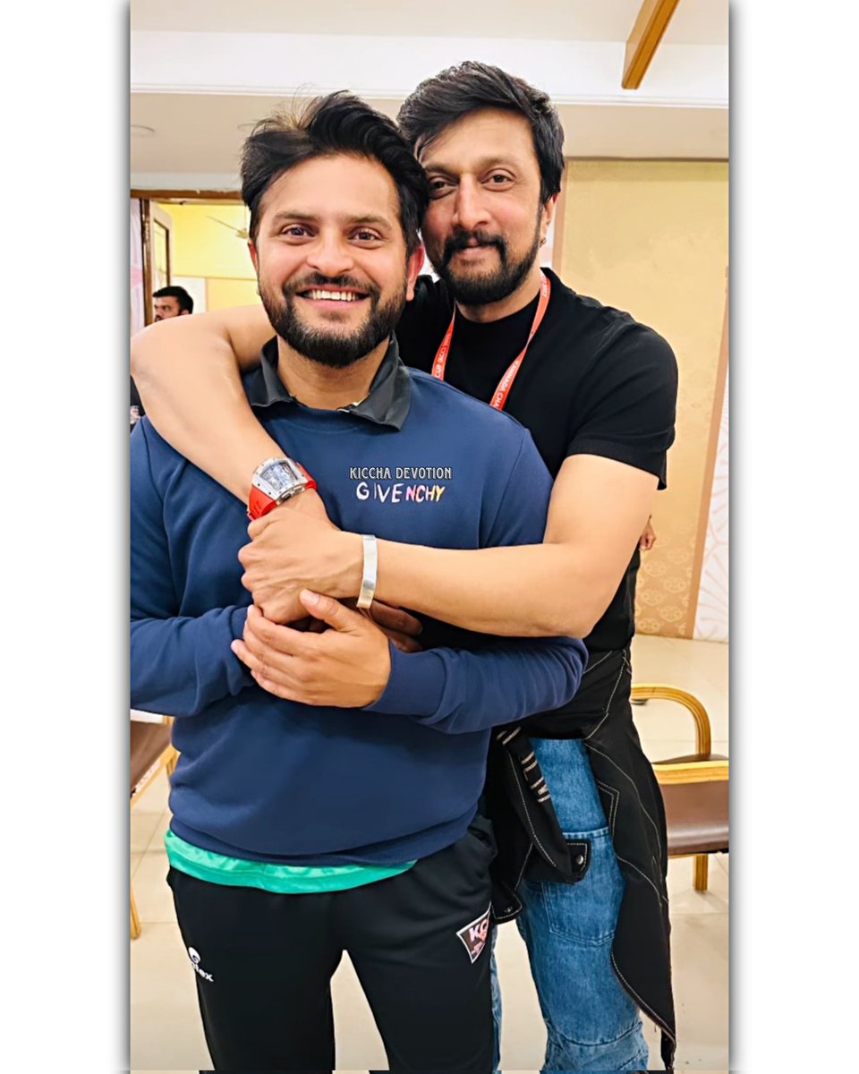 kiccha_devotion's tweet photo. Recent pic of @KicchaSudeep @ImRaina #KCCPartlll #KicchaSudeep 📸🫶😍❤️🔥🫶#CCL2023 #KicchaSudeep 🏏 #KarnatakaBulldozers 🐂
#Sudeepians 💥#AbhinayaChakravarthy #Baadshah #KicchaSudeep @KicchaSudeep #KicchaDevotion @kiccha_devotion #KicchaSudeep𓃵 #Kiccha46 #KicchaBOSS𓃵 #Kabzaa https://t.co/a8KyV3H7lP
