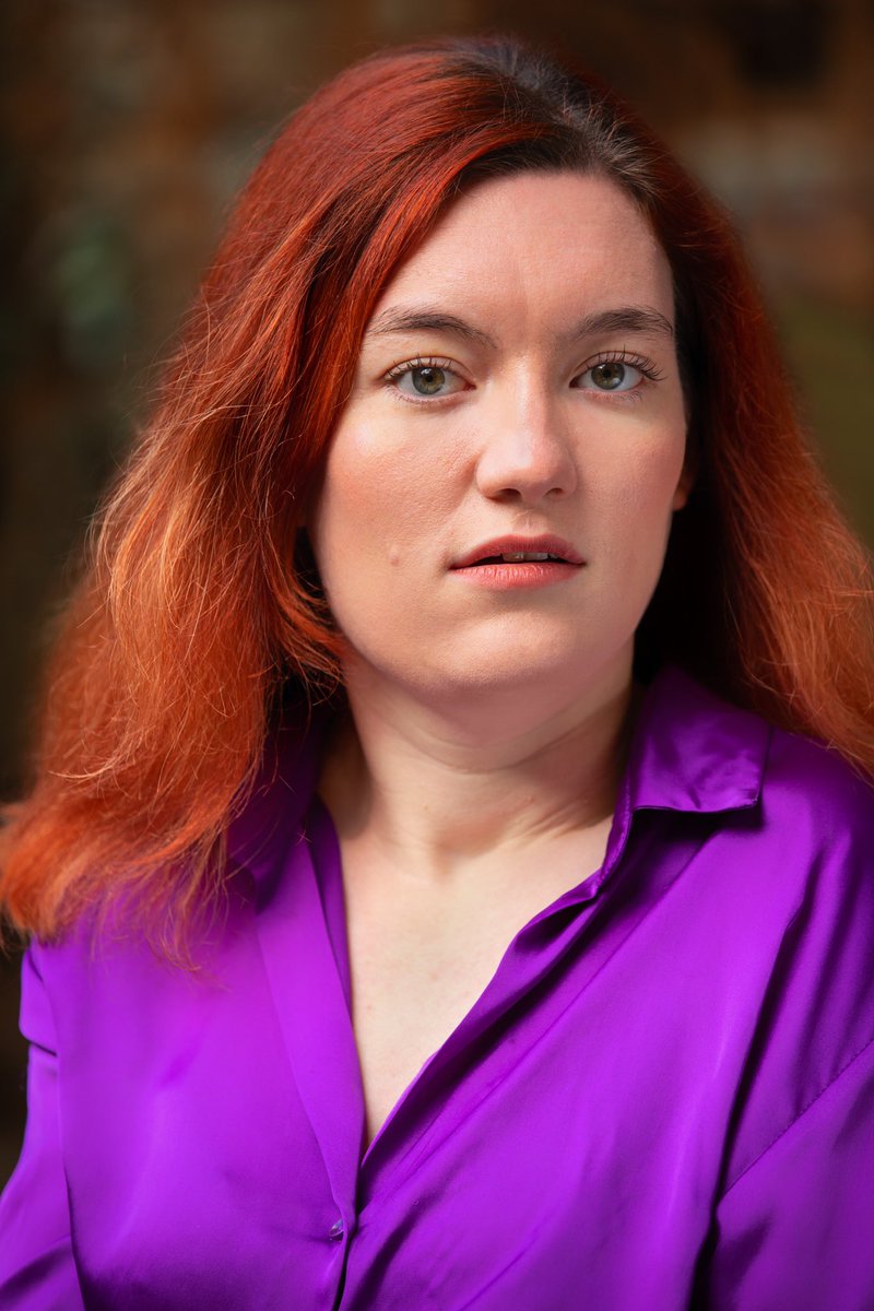 storme_toolis's tweet photo. Just putting these out into the universe to see who might find them! Happy Sunday Twitter gang! #showreel #disabledactress #headshots #sundayshowreel https://t.co/x4b5QYRhRR