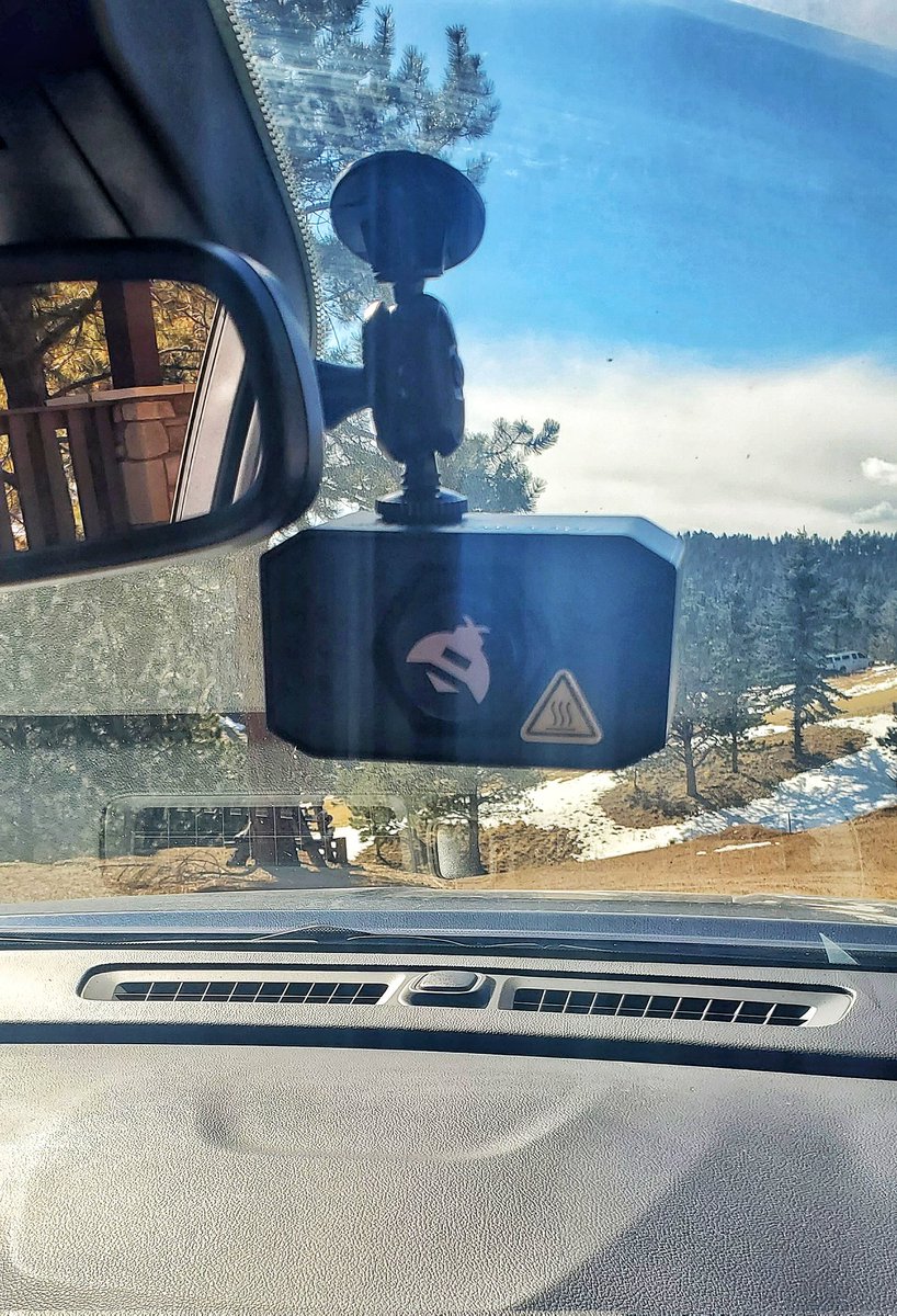TheBoozyMuse's tweet photo. Got those 3 green lights!! It's a beautiful day to start mapping & earning some Honey!
@Hivemapper #MapGoals #Crypto #cryptogirl #SundayFunday #ColoradoLife https://t.co/lG2Axv9smW