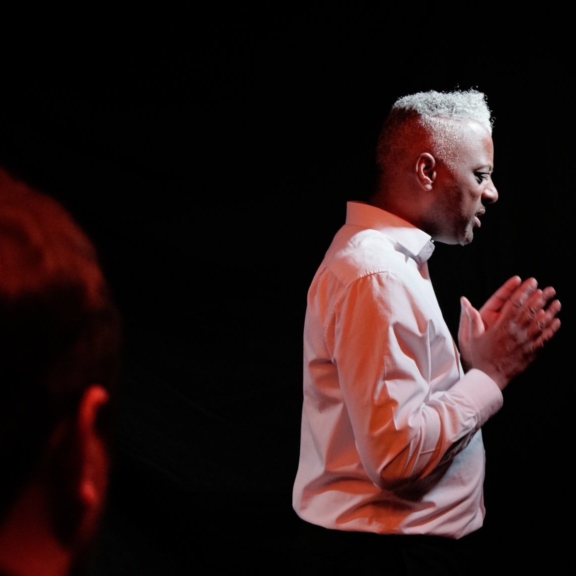 OSOArtsCentre's tweet photo. Let's Pause There at OSO Arts Centre 1-5 March.

⭐️⭐️⭐️⭐️ "I was blown away by this play. The delicate interweaving of laugh-out-loud comedy and heart-breaking vulnerability makes it an absolute must-see and a West-End worthy performance" - London Pub Theatres Magazine https://t.co/1Osnc81PWW