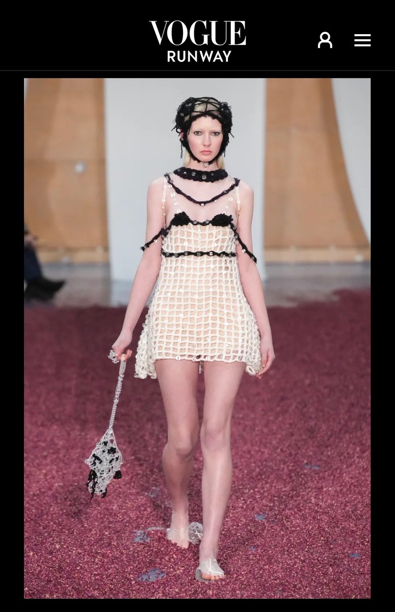 Walking for Susan Fang in London Fashion Week!🥀🕊️ captured here in Vogue Runway🤍 thank you! #londonfashionweek #model #Runway #Vogue