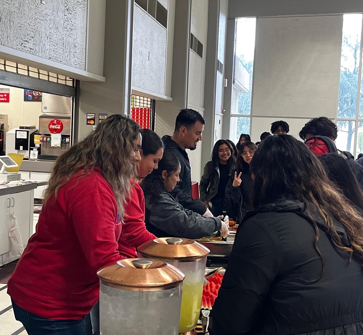 Celebrating #nationaltrioday <a href="/fresnocity/">Fresno City College</a> on Saturday 2/25/23 w/ our FUSD UB program and Our NEW UBMS students from @caruthershigh.  Showing 1st Gen students can and will go to college.  

🎒🌍✨🧑🏿‍💻🧑🏽‍🔬🧑🏻‍🎓