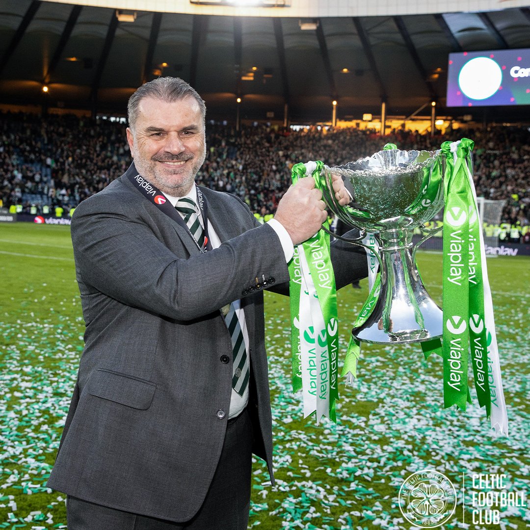 🎶 Glasgow Celtic,  
Ange Postecoglou! 🎶 

🏆🍀