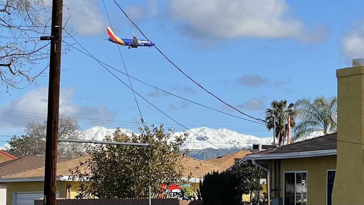 #LosAngeles #Snow #Mountains #photo #PictureOfTheDay #photograghy #NorthHollywood #SanFernandoValley

Amazing views from my neighborhood this morning!