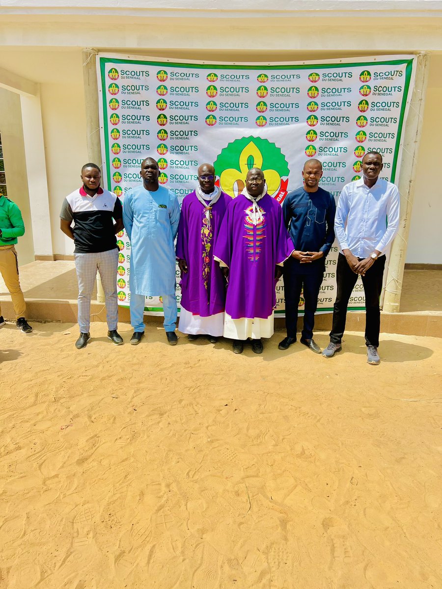 damebeye1's tweet photo. Pèlerinage scouts et Guides de Casamance au sanctuaire notre Dame de la mission D’Elinkine @kebetu @victorine_ndeye @DoudouDia9 @__DDKA @Rjppm_Mali https://t.co/iBcbPVRYoM