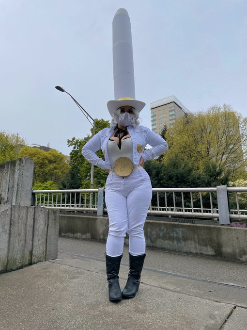 dont mind me, just showing off my growth 🤠✨ https://t.co/YCs7eFN1vH