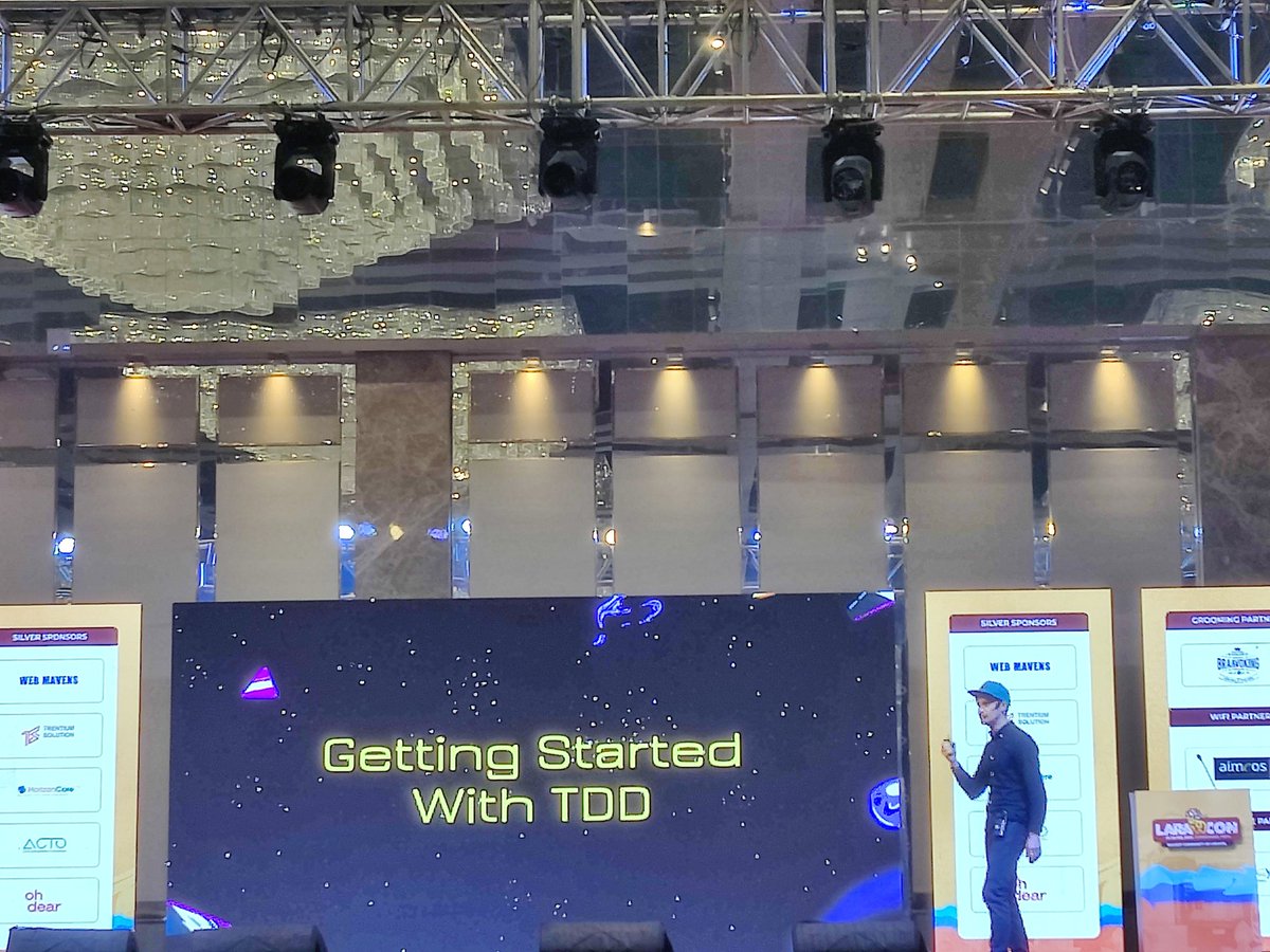 tauseefsshah's tweet photo. Two words for #LaraconIndia2023 Day 2: MIND-BLOWING π€―
Some really great talks on #Pest #Termwind #TDD #BatchableJobs https://t.co/ub2rpvkucS