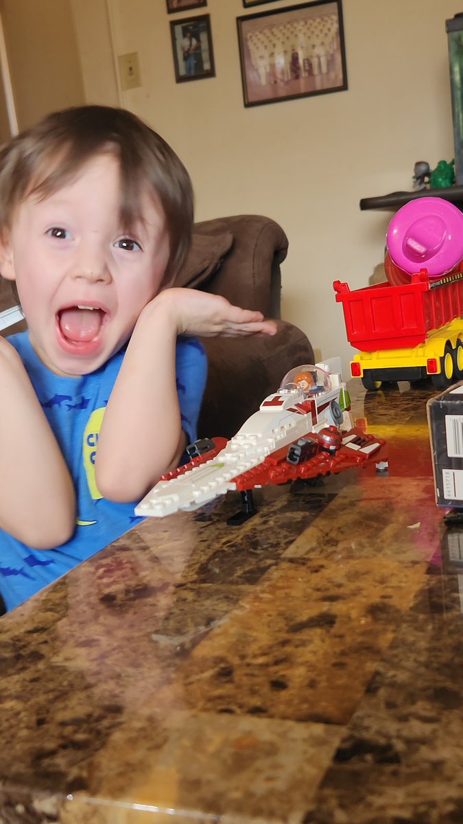 AdamsUser's tweet image. 