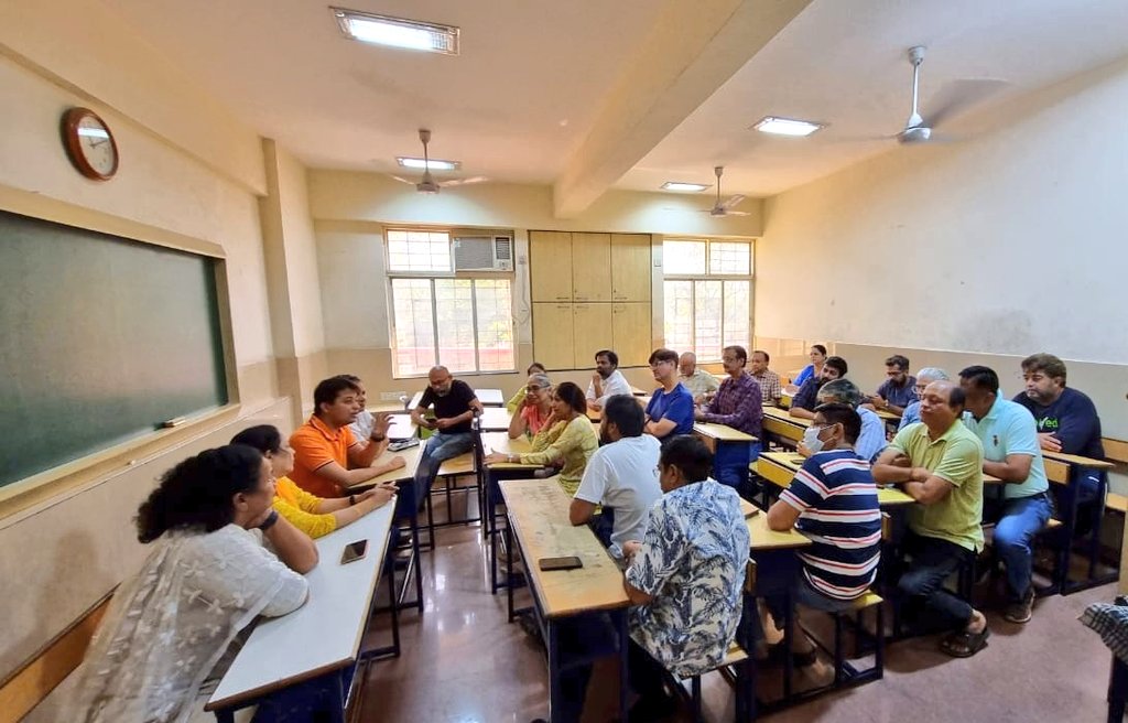 DevangVDave's tweet photo. Attended productive meeting of @TVALMGuild Citizens Forum! Discussed various issues& initiatives being undertaken in our community, ways to take things forward. Thank you to all those who attended and contributed to the conversation. #CommunityEngagement #ALMForum #ThakurVillage https://t.co/ZvcR7WYe4g