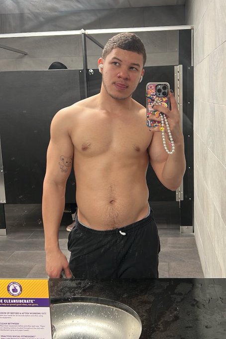 just gym, whats new? https://t.co/ndqnJTkCm6