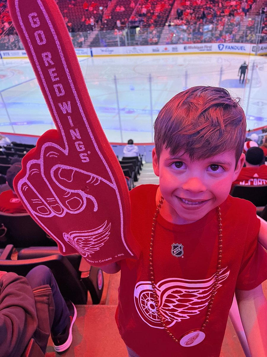 Renjenn03's tweet photo. #LGRW https://t.co/DGgbdEVUyj
