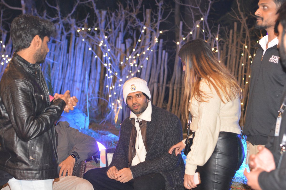 the__chotu's tweet photo. Annayya at manali🏔️ @TheDeverakonda
#Devarasanta
#Devarasanta2022
#VijayDeverakonda click by me https://t.co/8HRxBpN8W8