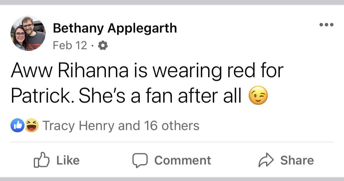 BethaanyApple's tweet photo. @Chiefs @rihanna Yep, I knew! 🤣😂 https://t.co/yQCMzPIxDk