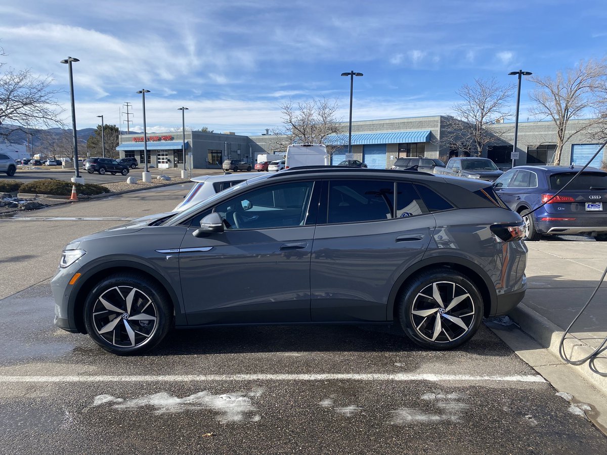 EvesThatGirl_'s tweet photo. Id4 won and is bought. Wednesday she’s mine. Reason: she was the most comfortable and price/quality the best. Joining the #ElectricTeam. #VolkswagenID4 https://t.co/TV8777ZZkY