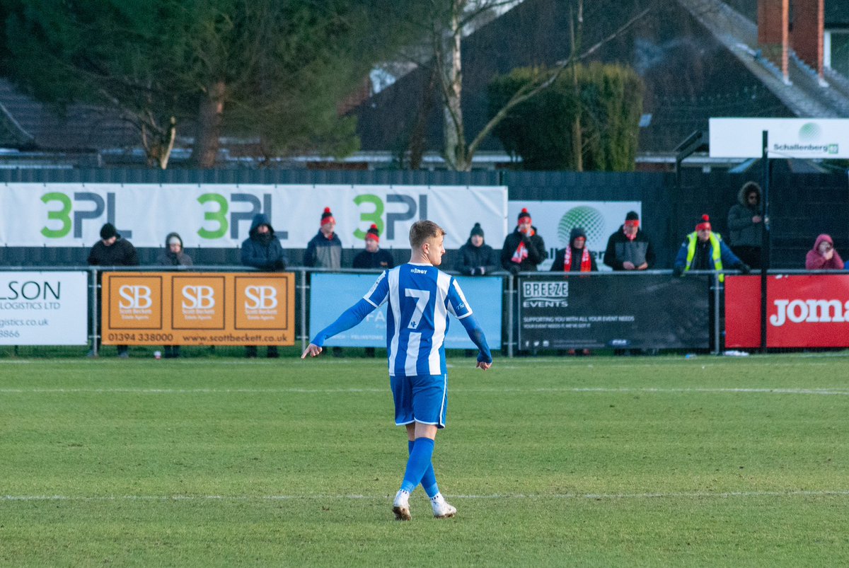 GeoPur1881's tweet photo. ๐ธSecond Half shots from Felixstowe & Walton v Wroxham.#isthmianleague #wroxhamfc #NonLeague https://t.co/Hp4iDawrmX