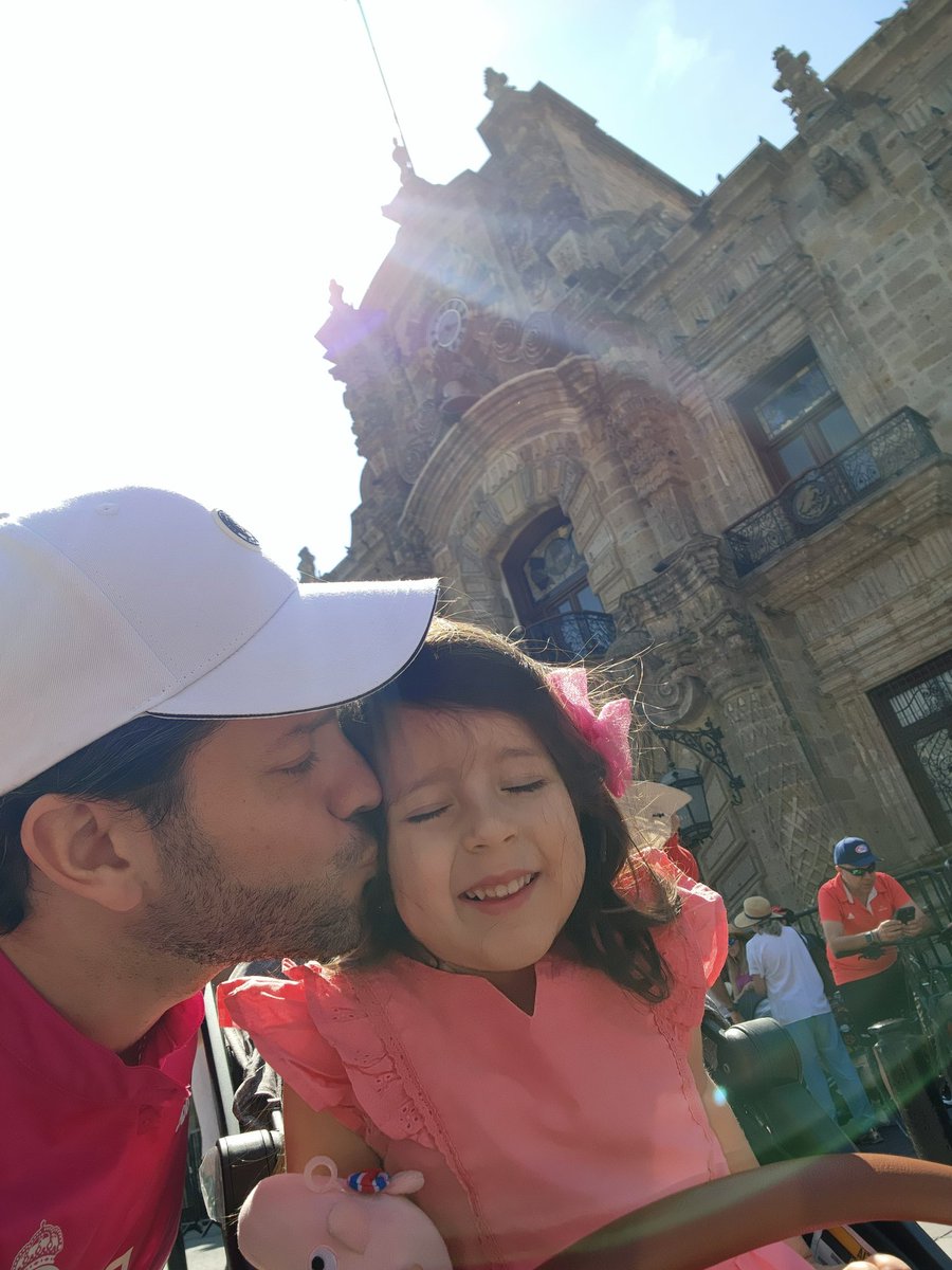 Lo que a tus abuelos costó construir, a nosotros toca defender. #YoDefiendoLaDemocracia #SCJN #ElINESomosTodos #VivaMexico