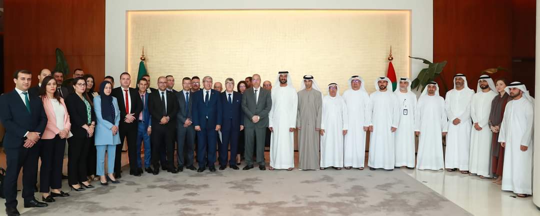 AliKratbi's tweet photo. تشرفت بالمشاركة في الدورة 15 للجنة المشتركة الجزائرية الإماراتية، كما تشرفت بلقاء عن ممثلي وزارة البيئة والمناخ الإماراتية بأبو ظبي, فبراير 2023, أين شهدت الأشغال نقاشات بناءة و مثرية بخصوص التعاون الثنائي في مجال البيئة، التنمية المستدامة، الاقتصاد الأخضر والطاقات المتجددة.. https://t.co/Qwdi7nlt20