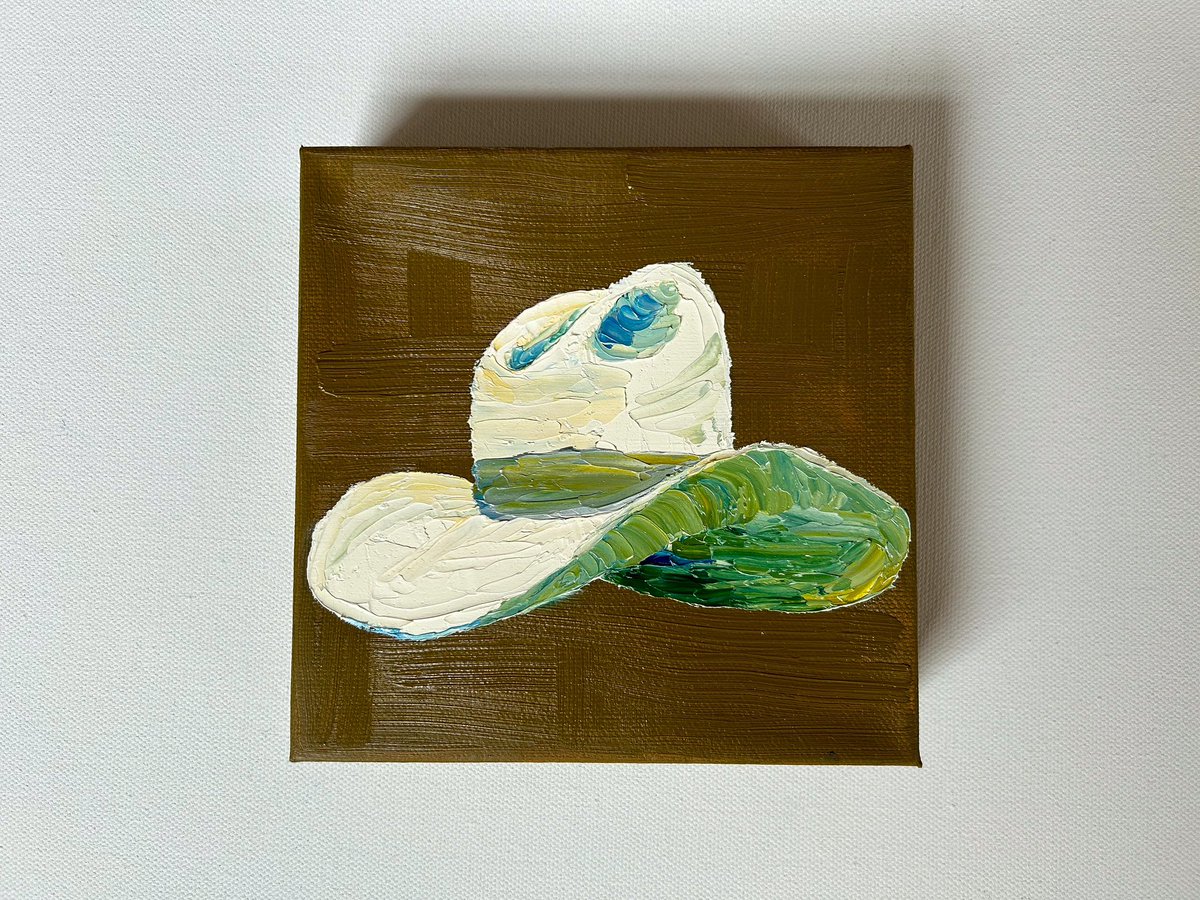 maddogleatherco's tweet photo. Hat Study Triptych set available on my website✨ Oil paint using the palette knife method to lay the paint down🎨 https://t.co/kqUTawGuWl